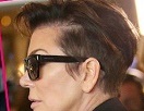 kris jenner covers bald spot with wig featured